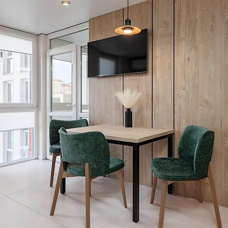 Milavibe With One Bedroom شقة